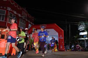 BIB: 854
                            <button type="button" onclick="openModal(26258448)" class="btn btn-primary btn-sm float-right btn-popup" data-toggle="modal" data-target=".modal-high-quality">
                        <i class="fas fa-shopping-cart"></i> Add to Cart
                    </button>
                                            <button type="button" onclick="isThisMe(26258448, true)" class="btn btn-success btn-sm float-right btn-popup btn-isme hidden" data-toggle="tooltip" data-placement="bottom" title="นี่คือรูปของคุณใช่ไหม คลิกที่นี่เพื่อเอาเข้าอัลบั้ม">
                        <i class="fas fa-plus"></i> Add to album
                    </button>
                    <button type="button" onclick="isThisMe(26258448, false)" class="btn btn-warning btn-sm float-right btn-popup btn-isnotme hidden">
                        <i class="fas fa-ban"></i> Remove from album
                    </button>